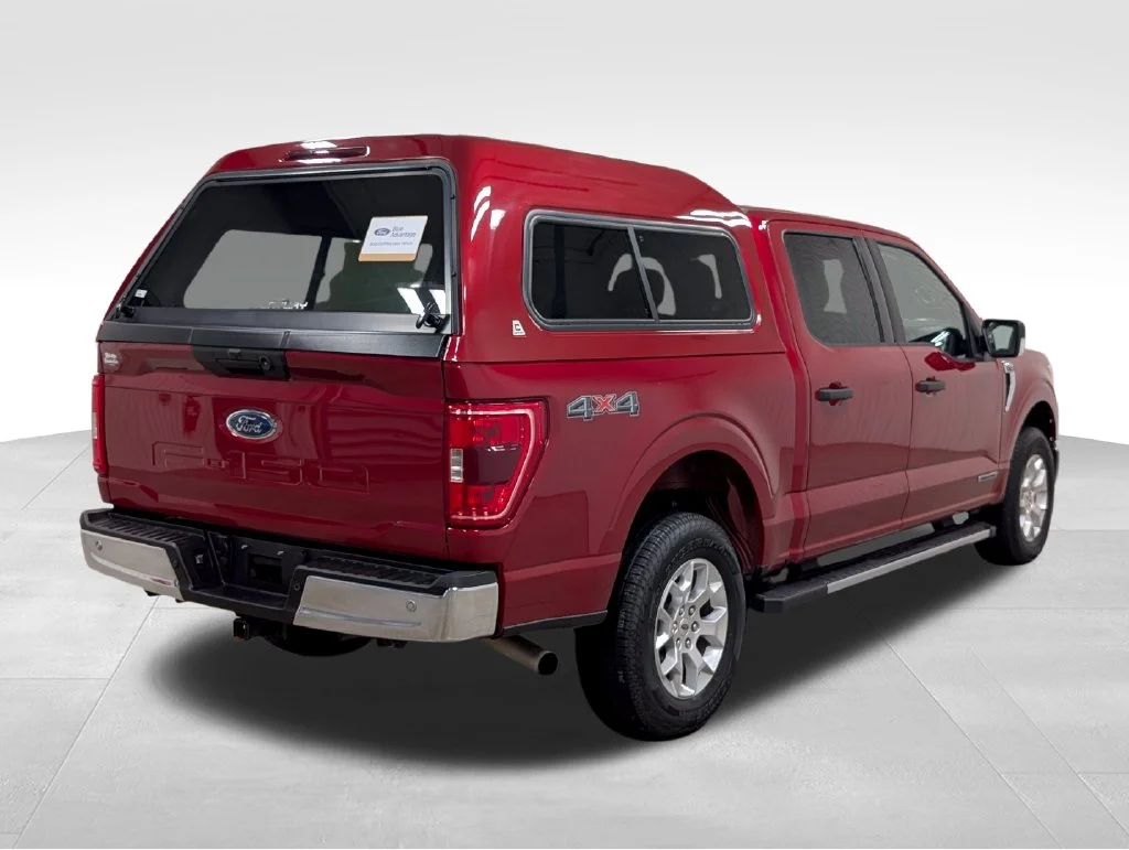 Certified Used 2021 Rapid Red Metallic Tinted Clearcoat Ford XLT image 25