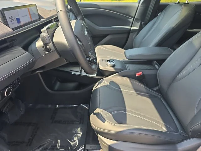 Used 2024 Blue Ford Premium image 16