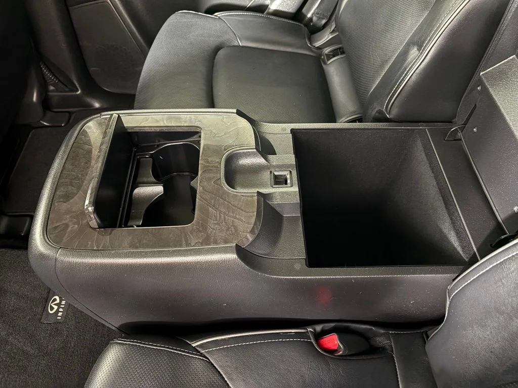 Used 2024 Gray INFINITI LUXE image 38