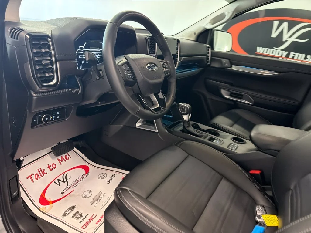 Used 2024 Gray Ford Lariat image 10