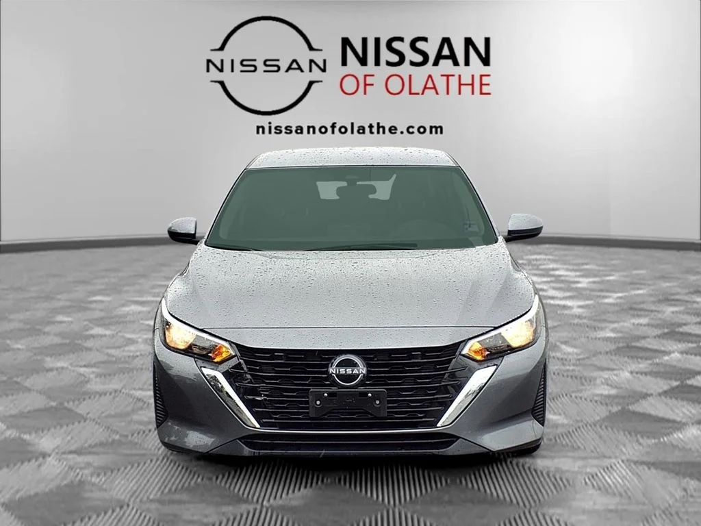Used 2024 Gray Nissan SV image 30