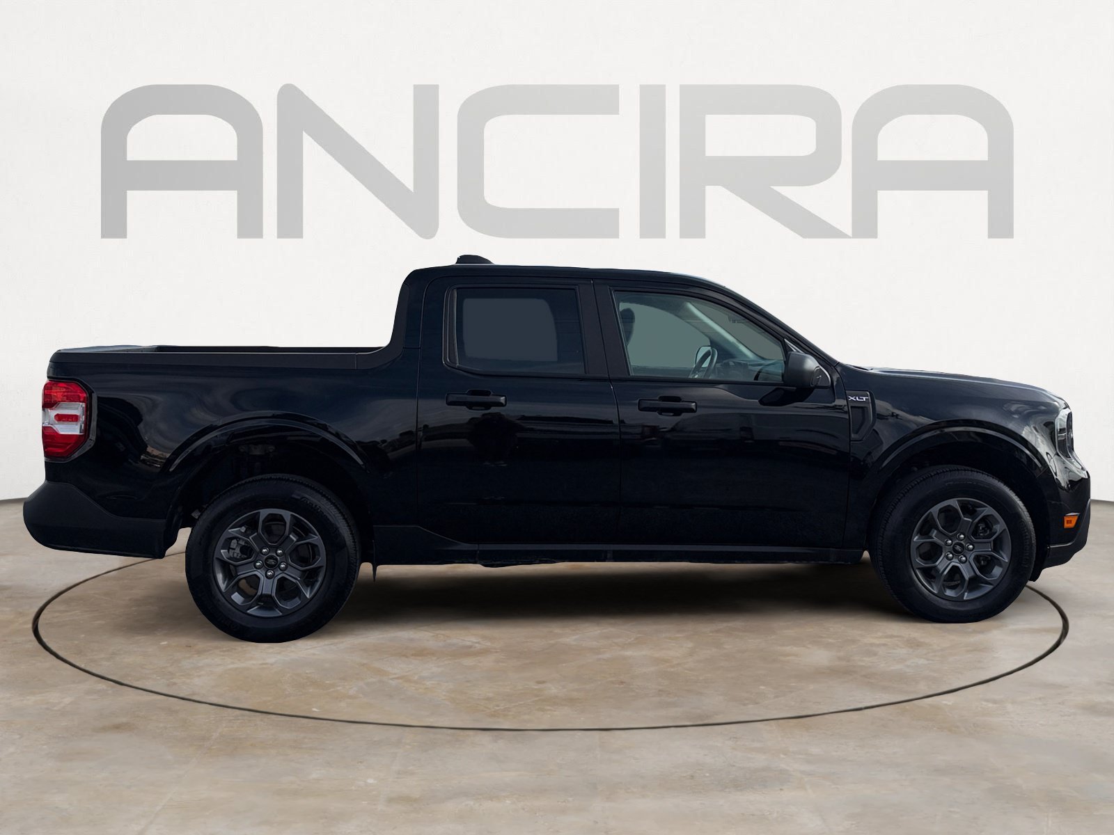 Used 2026 Shadow Black Ford XLT image 8