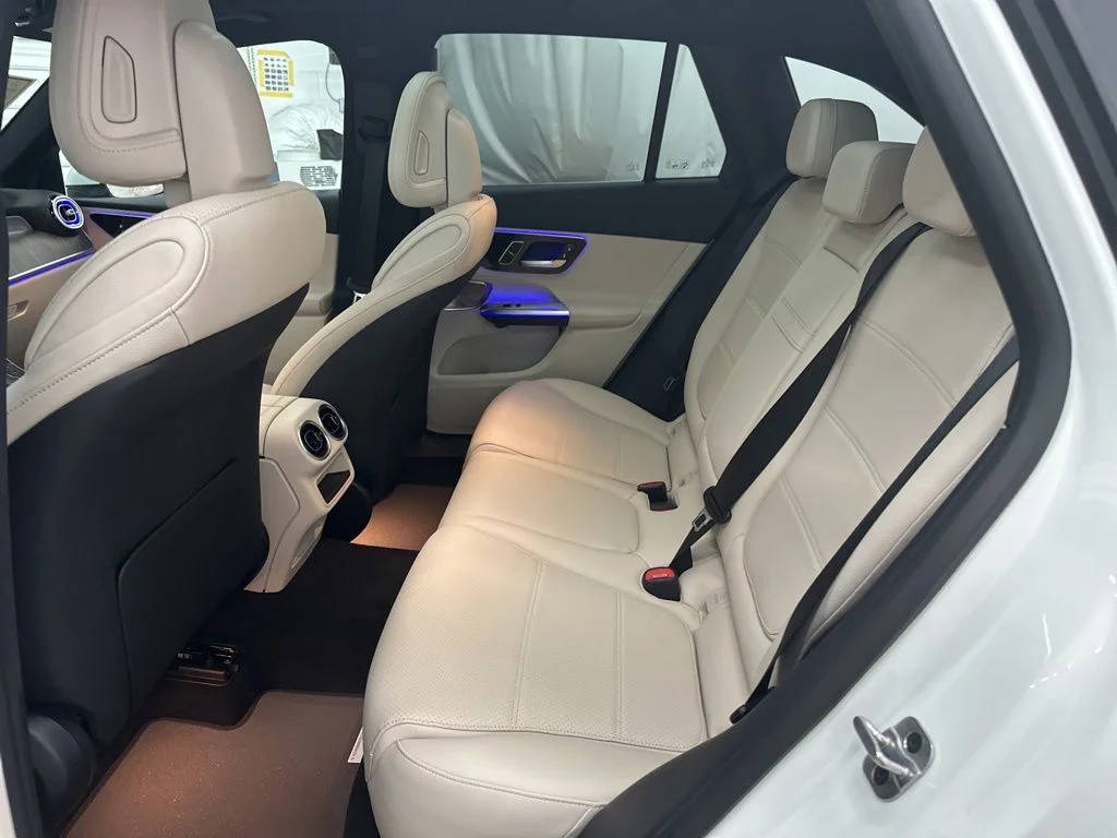 Certified Used 2026 White Mercedes-Benz GLC 300 image 27