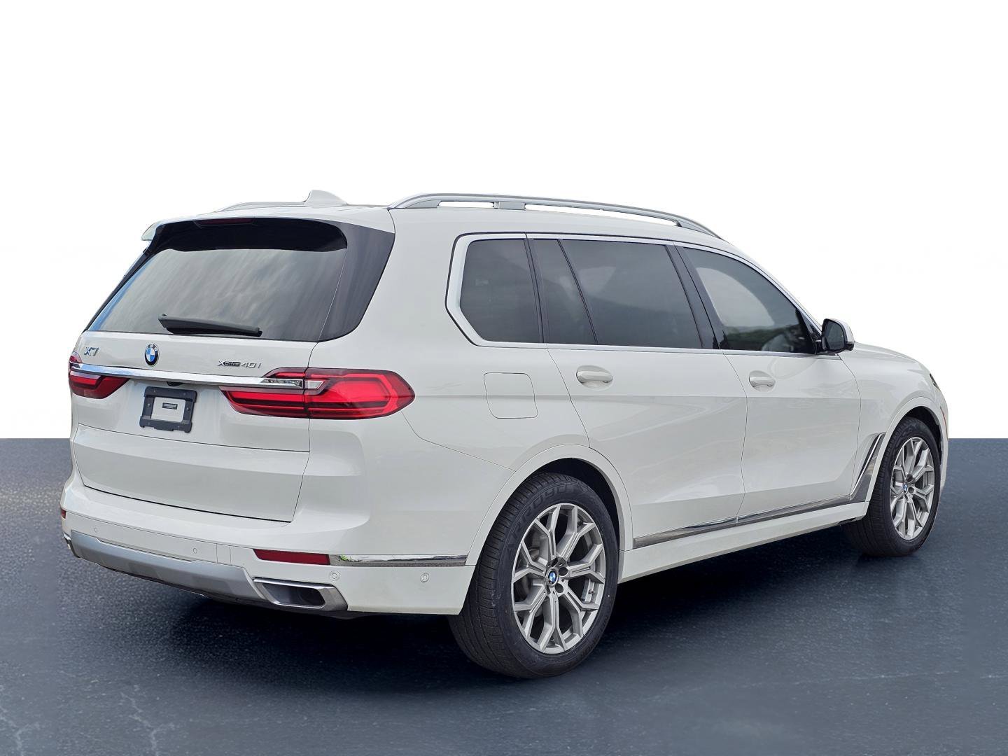 Used 2019 Alpine White BMW xDrive40i image 8