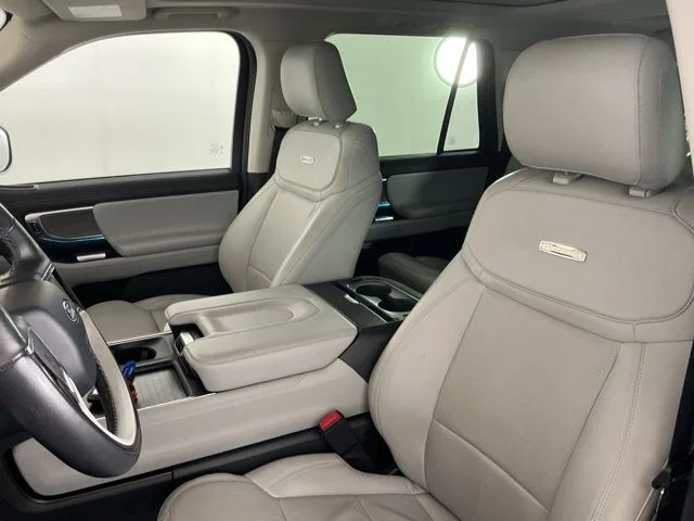 Used 2025 White Ford Platinum image 17