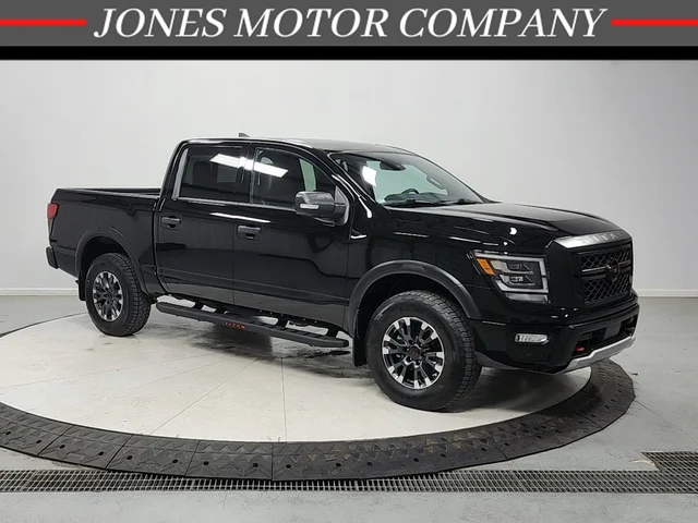 2024 Nissan Titan PRO-4X