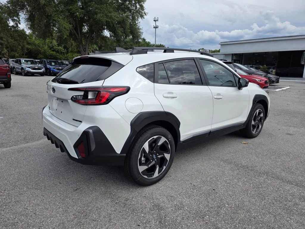 New 2026 CRYSTAL WHITE PEARL Subaru Limited image 3