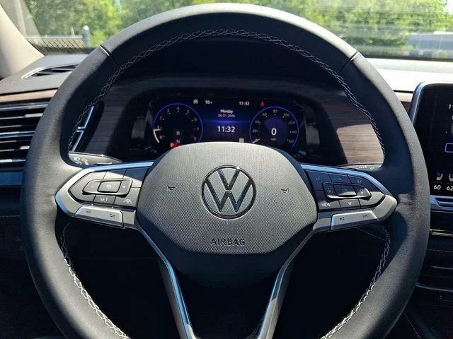 New 2026 Silver Volkswagen 2.0T SEL image 14