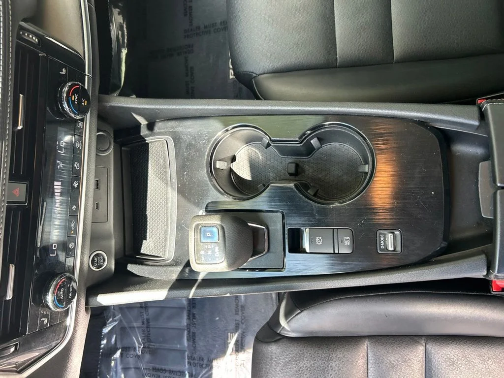 Used 2021 Black Nissan SV image 17
