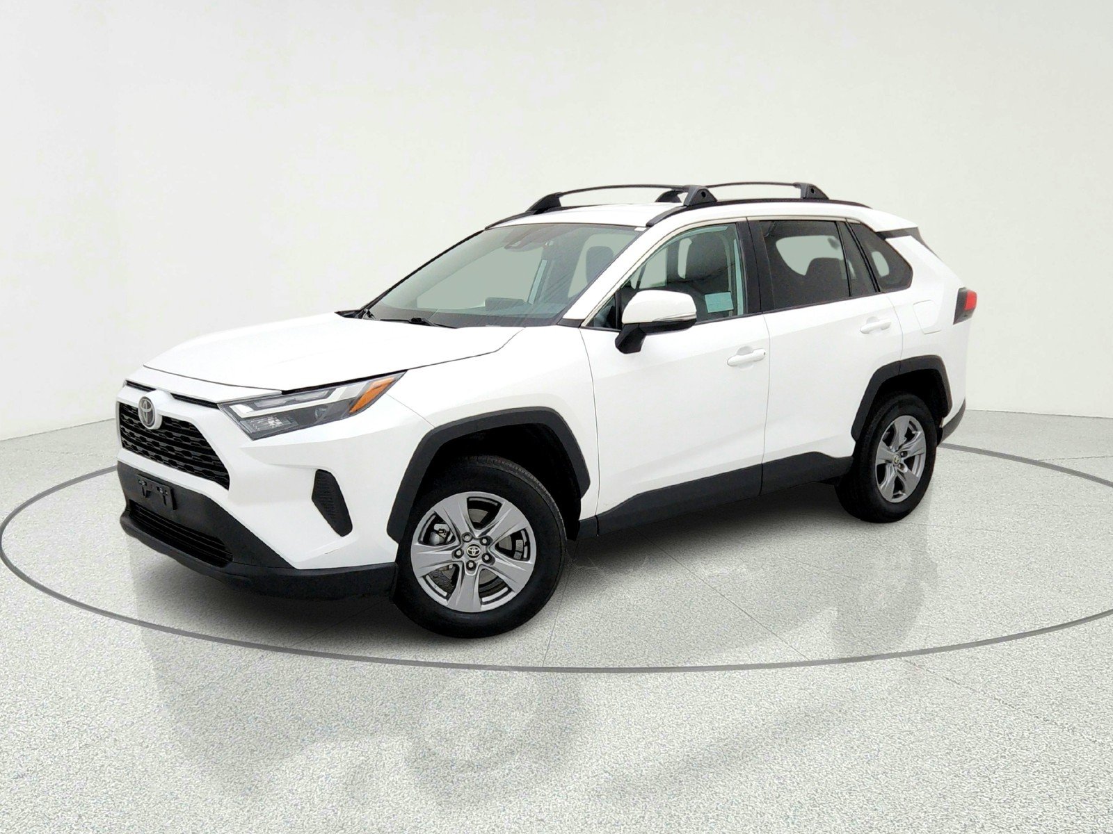 2024 Toyota RAV4 XLE AWD's photo