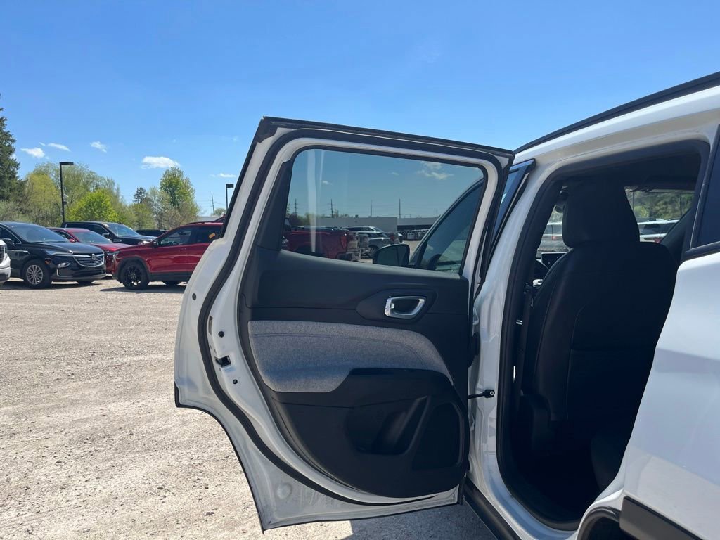 2024 Jeep Compass Latitude - Photo 28