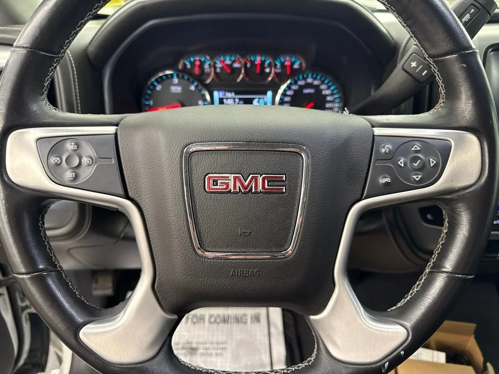 Used 2019 White GMC SLE image 26
