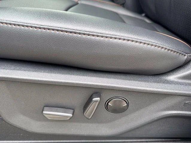 New 2026 Agate Black Metallic Ford Lariat image 48