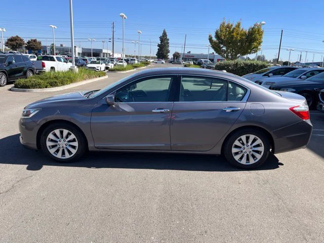 Used 2015 Modern Steel Metallic Honda EX-L image 6