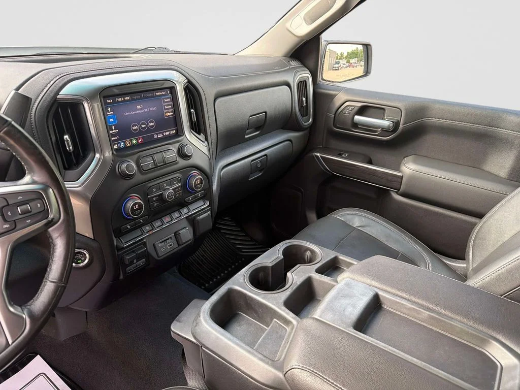 Used 2020 Red Chevrolet LTZ image 27