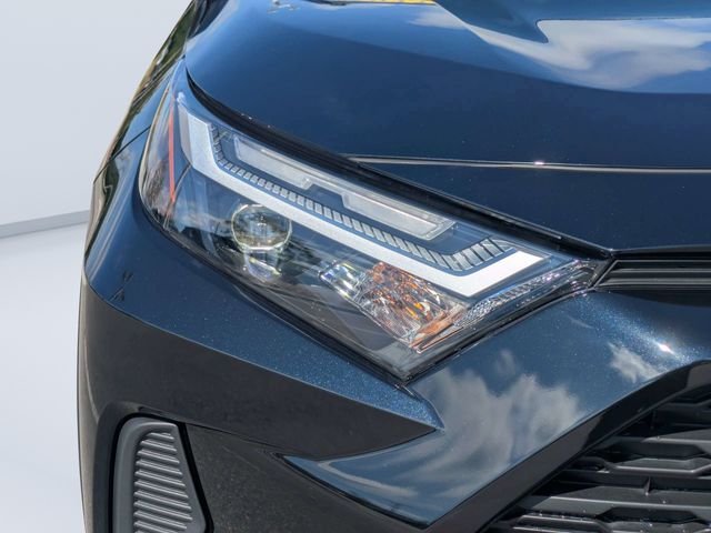 Used 2025 Black Toyota XLE image 9