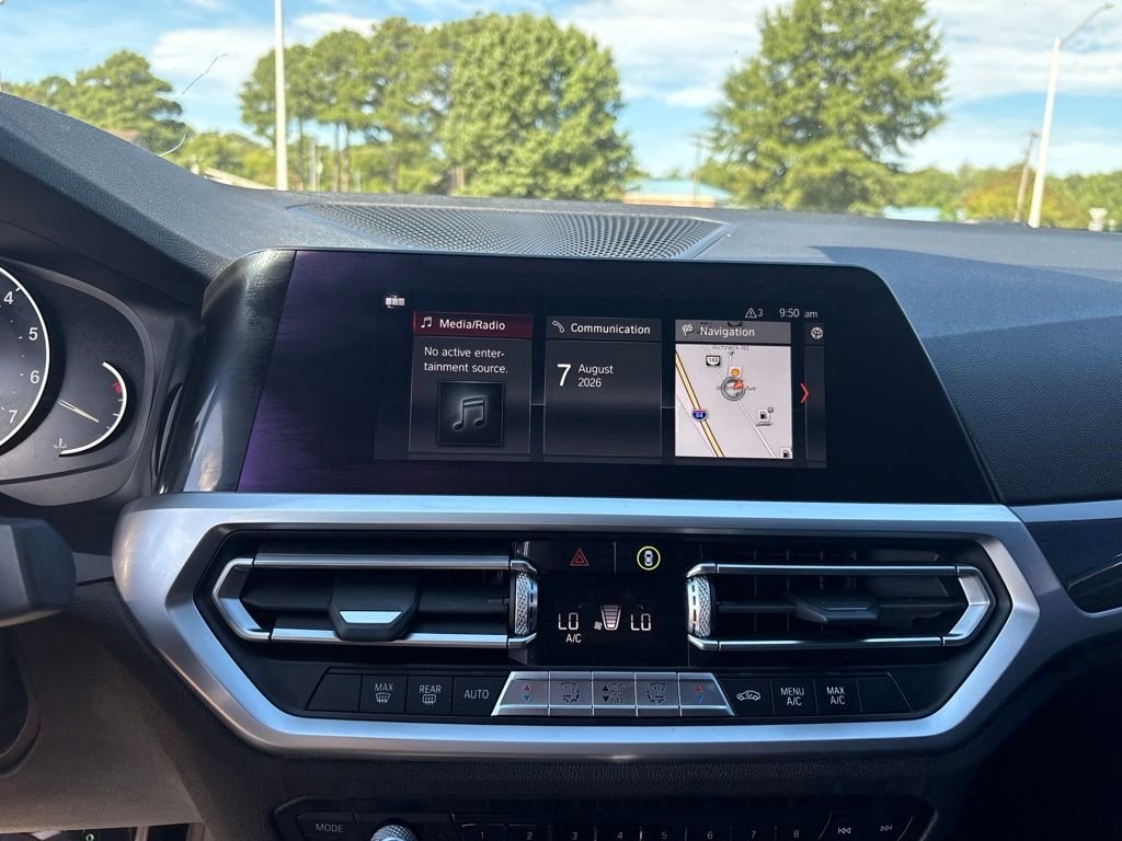 Used 2020 Black BMW 330i image 25