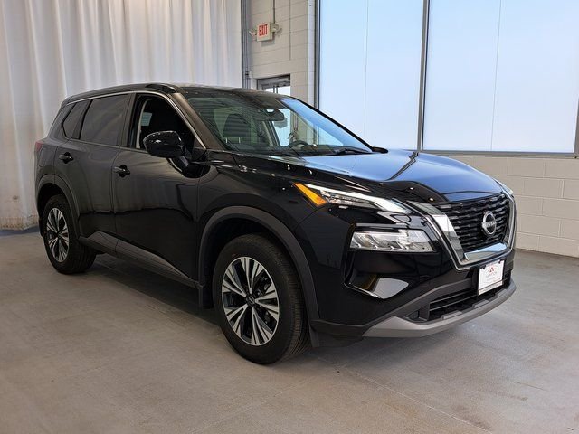 Used 2023 Black Nissan SV image 4