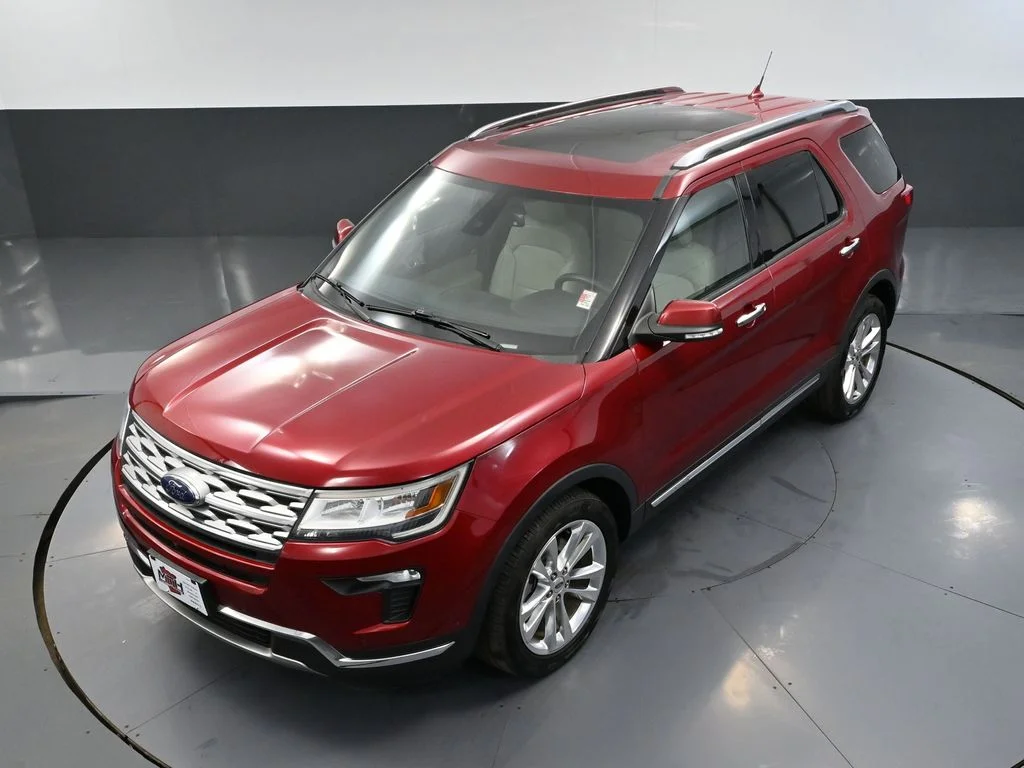 Used 2018 Red Ford Limited image 63