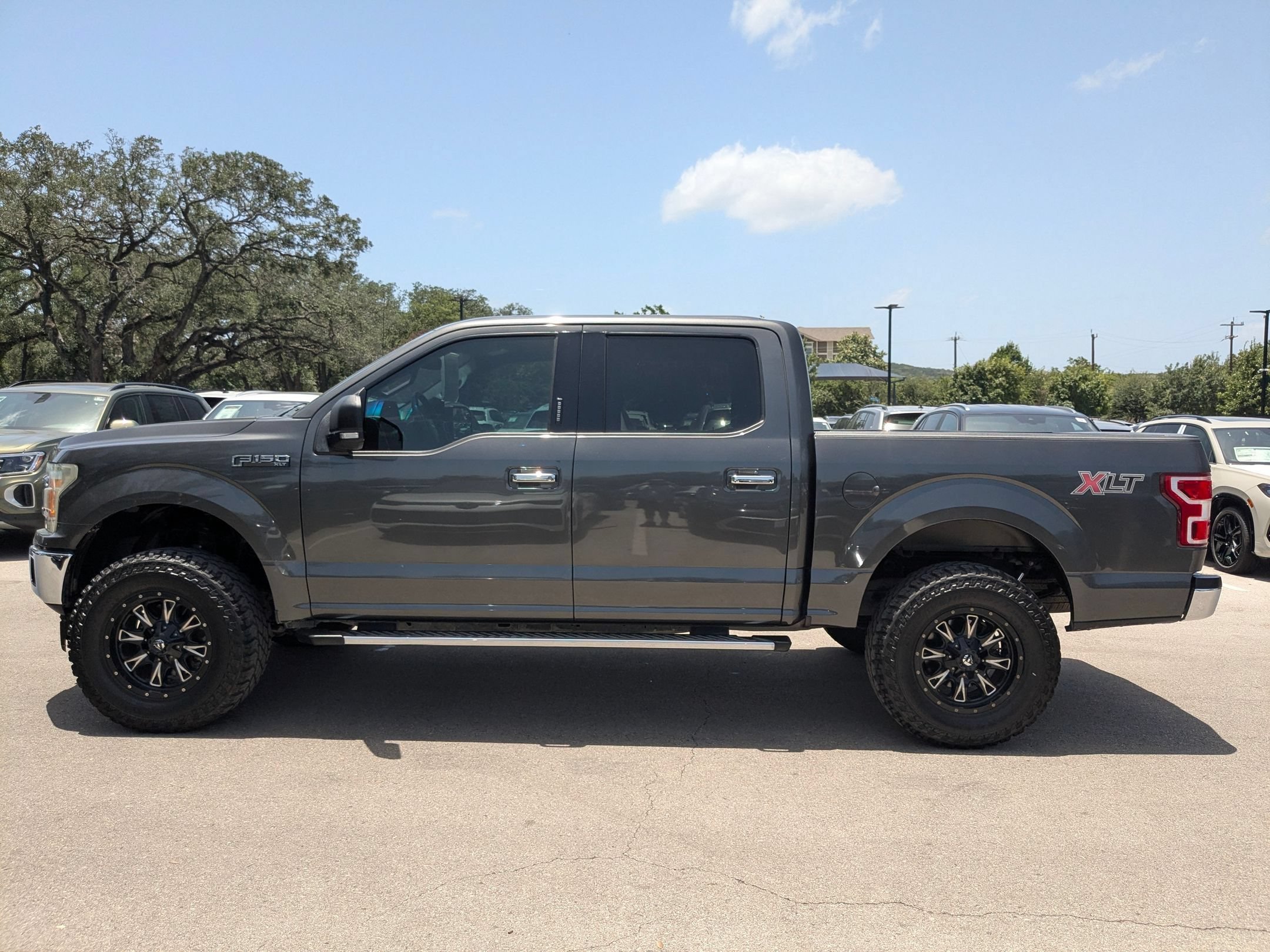 Used 2018 Magnetic Ford XLT image 6