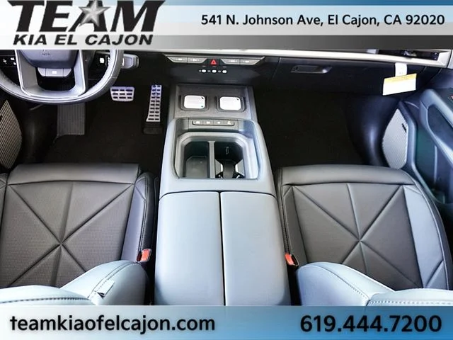 New 2027 Gray Kia SX image 27