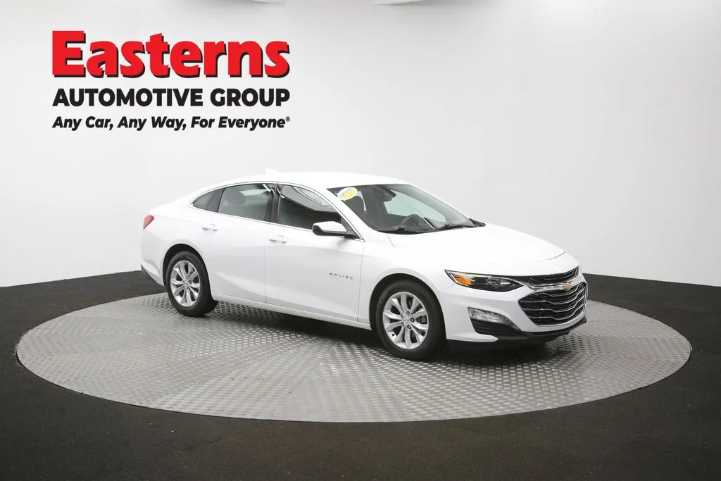 Used 2025 White Chevrolet LT image 49