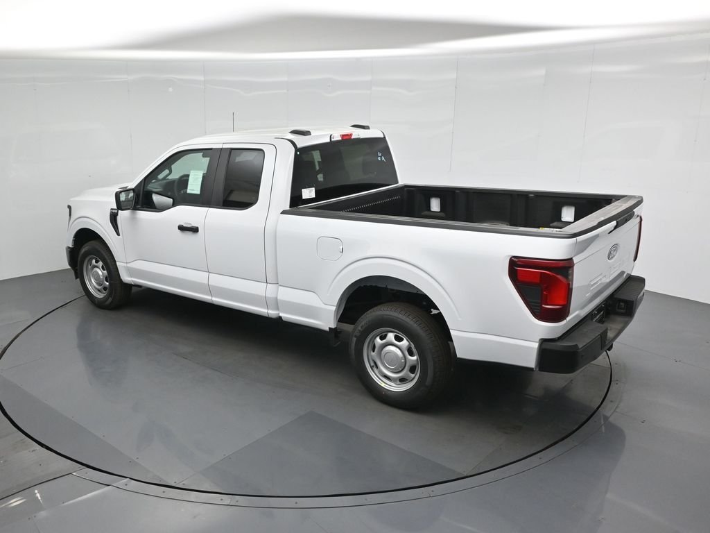 New 2026 Oxford White Ford XL image 35