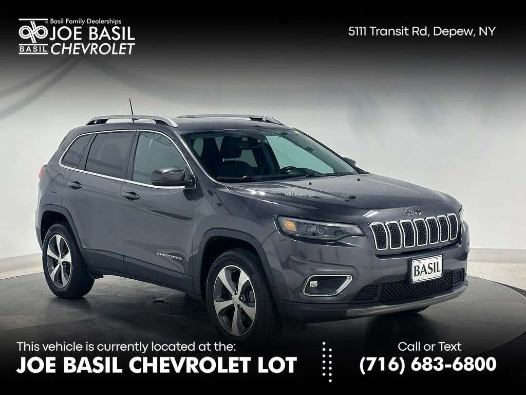 Used 2020 Gray Jeep Limited image 1