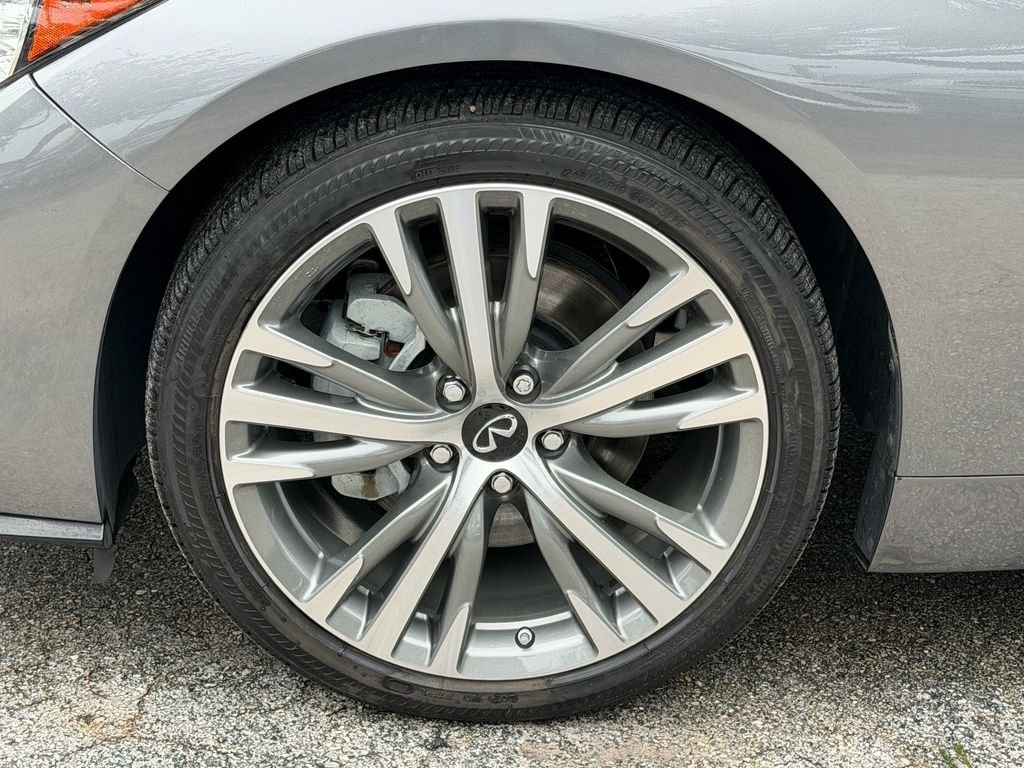 Used 2023 Gray INFINITI SENSORY image 11
