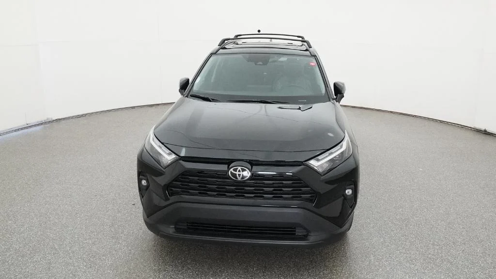 2025 Toyota RAV4 XLE Premium - Photo 6
