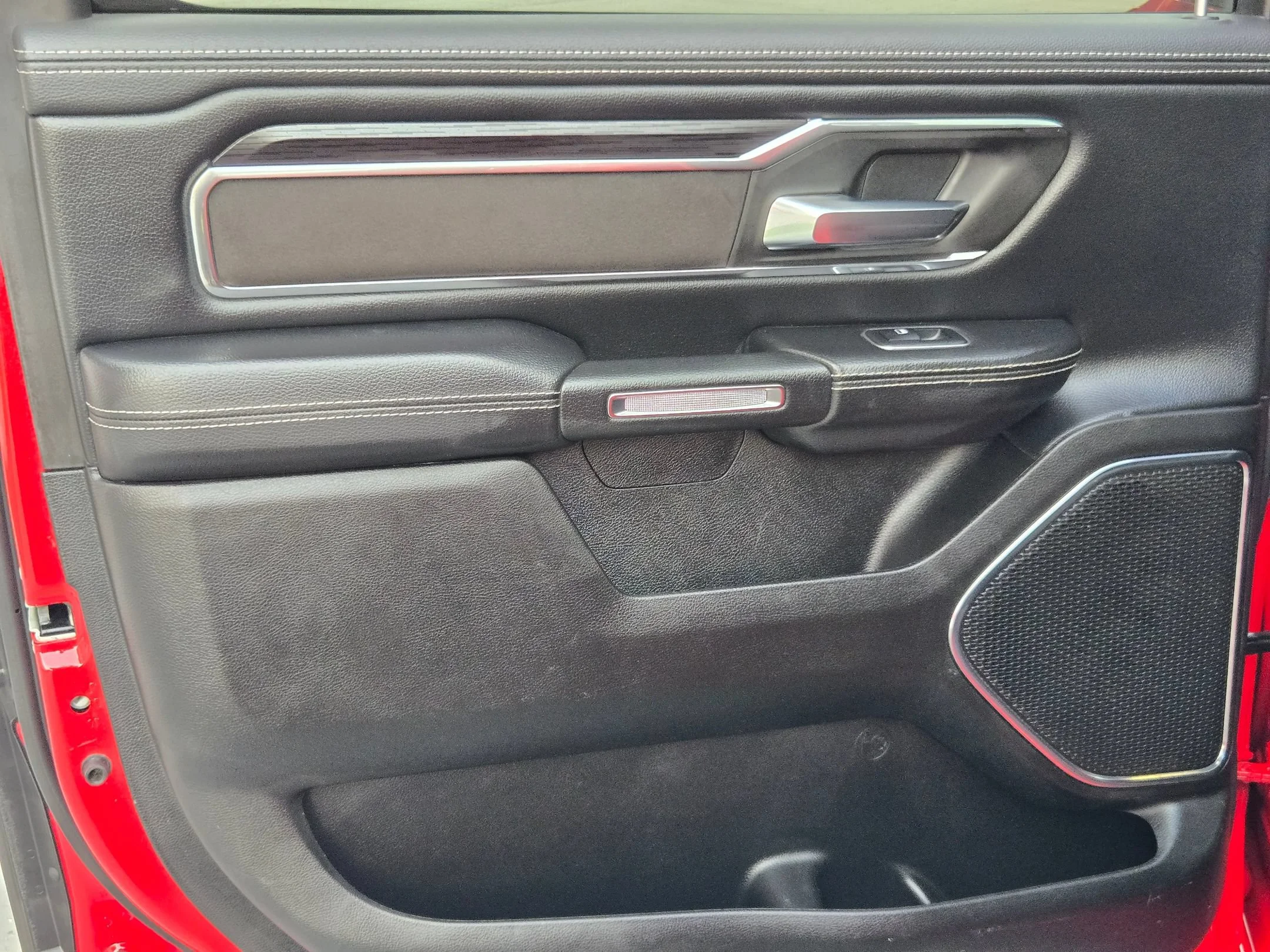 Used 2024 Flame Red Clearcoat Ram Laramie image 33