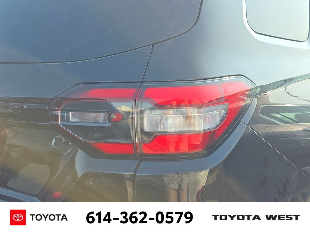 Used 2023 Black Honda EX-L image 9