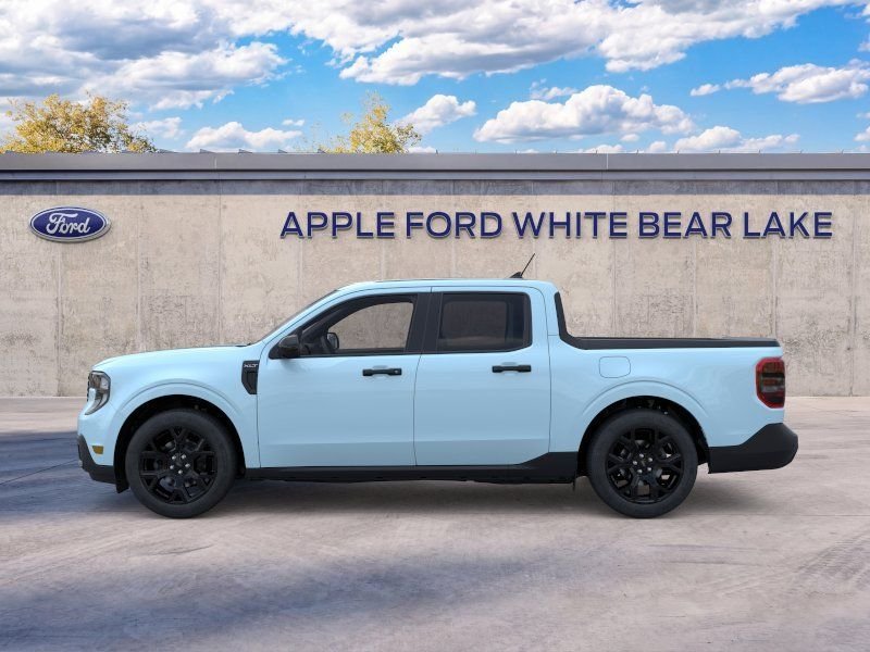 New 2026 White Ford XLT image 3