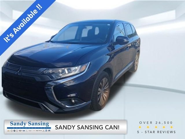 Used 2019 Black Mitsubishi SE image 1