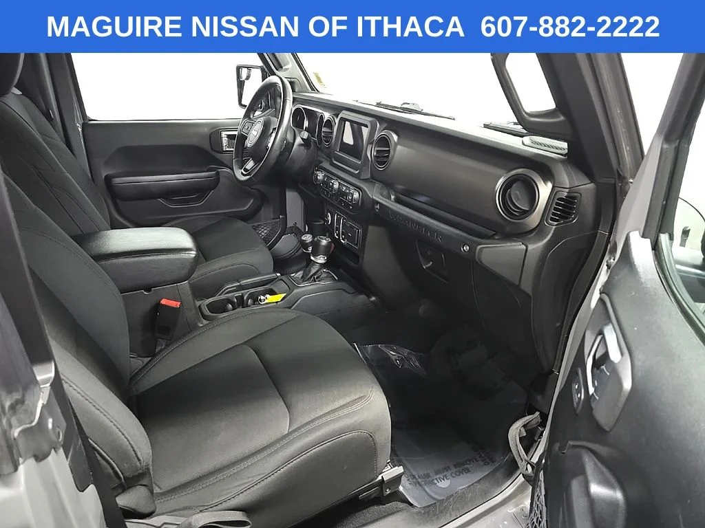 Used 2019 Gray Jeep Sport S image 15