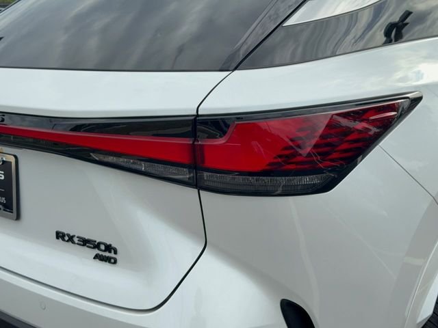 New 2026 Eminent White Pearl Lexus PREMIUM image 10