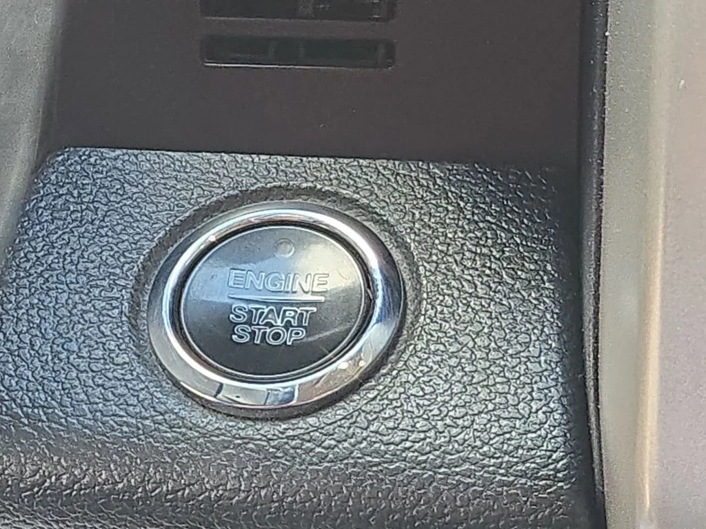 Used 2019 Green Ford Lariat image 34
