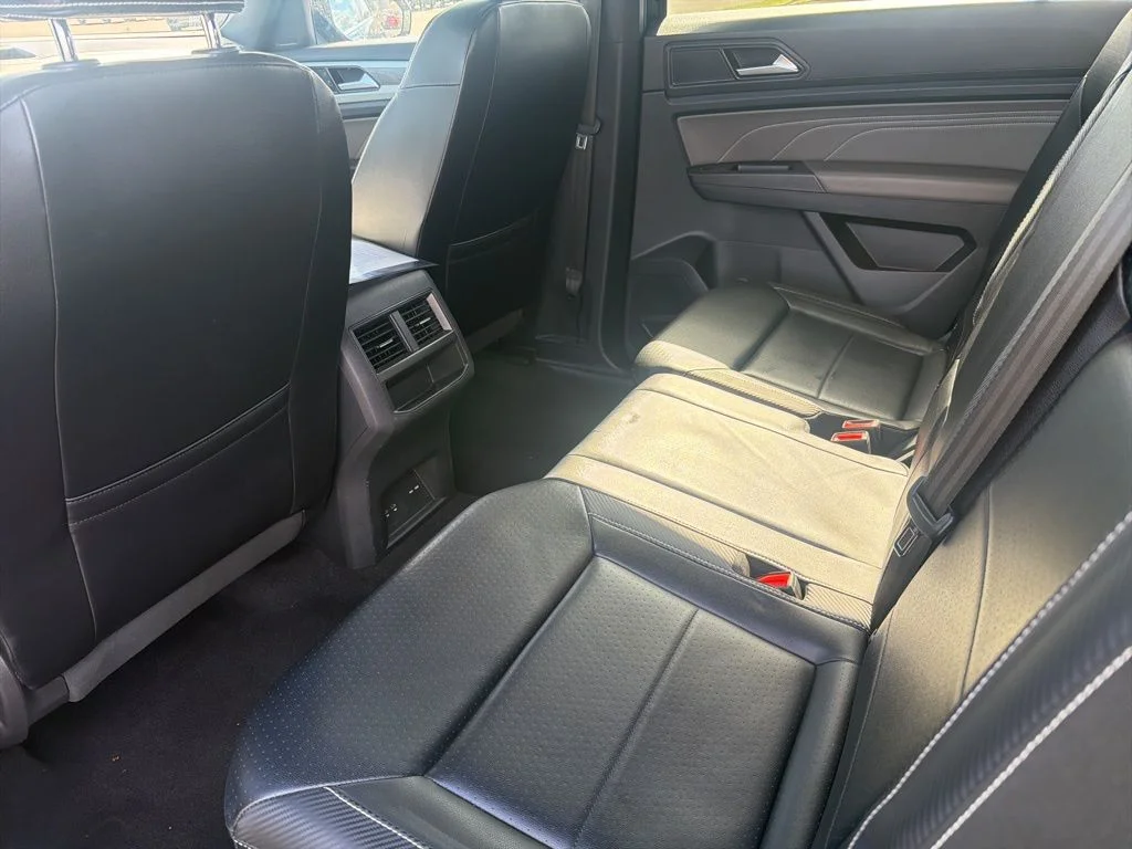 2022 Volkswagen Atlas Cross Sport SE w/Tech - Photo 18