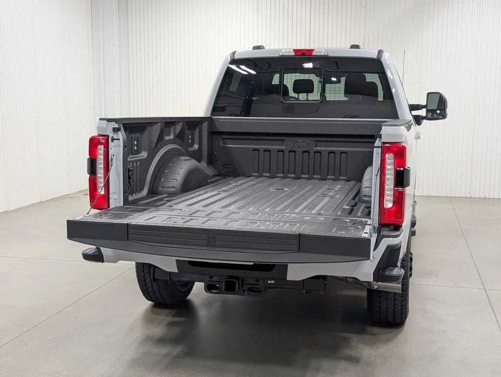 New 2026 Avalanche Ford F-250® Lariat® image 28