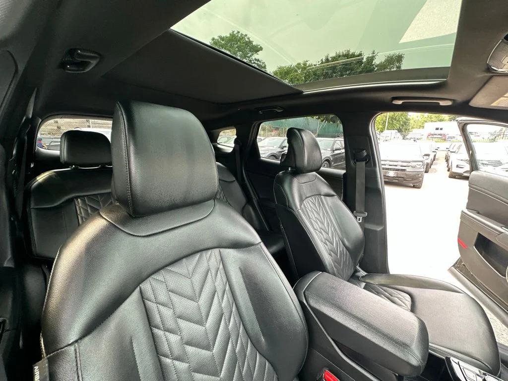 Used 2023 Black Kia X-Line image 34