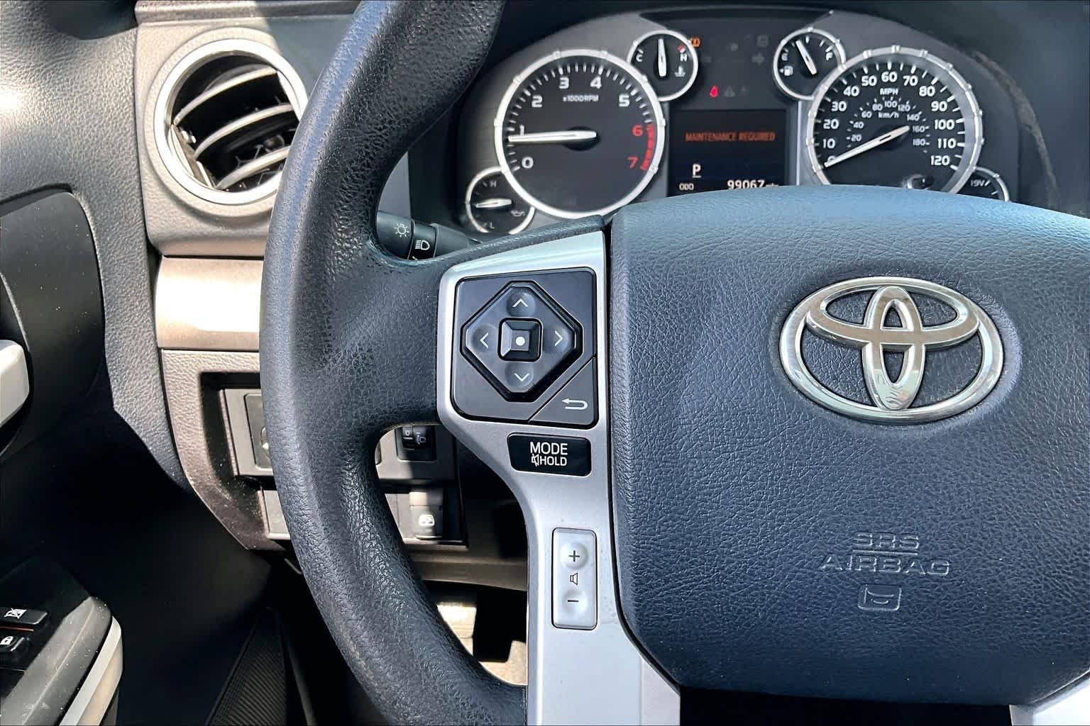 Used 2014 Black Toyota SR5 image 24