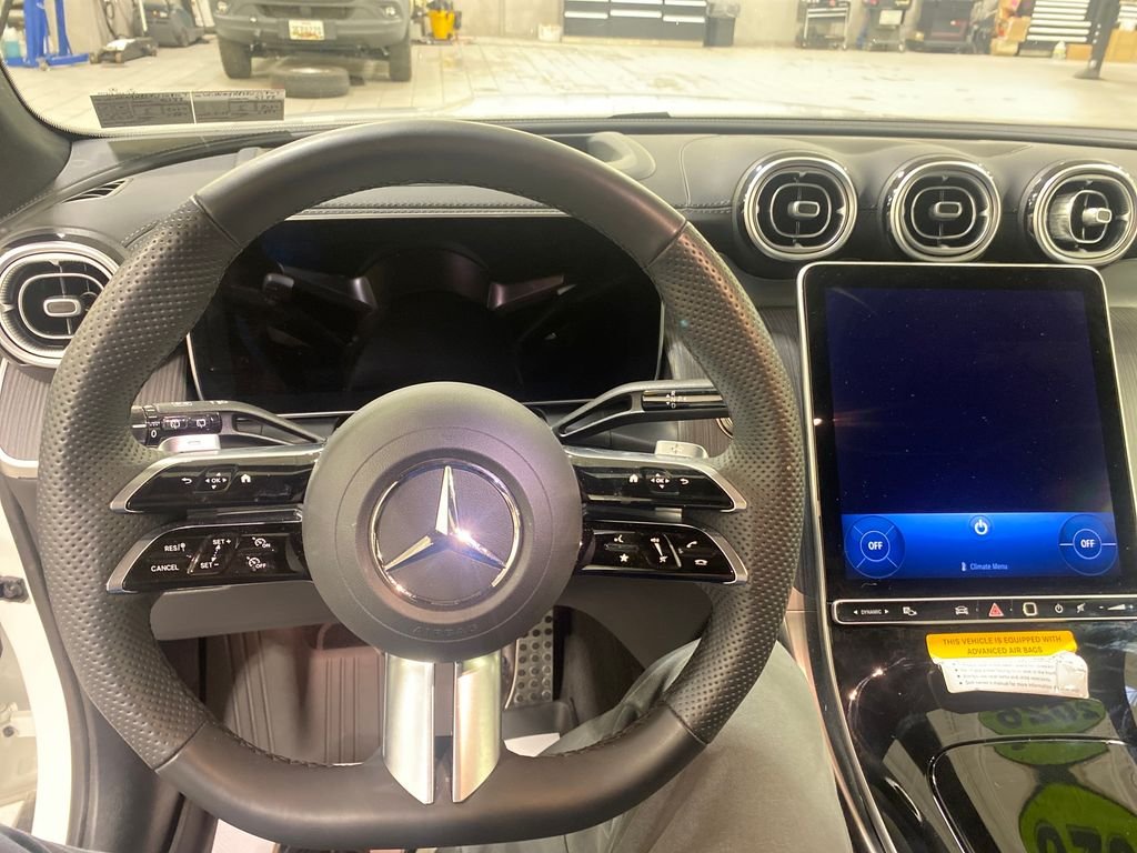 Used 2026 White Mercedes-Benz GLC 300 image 12