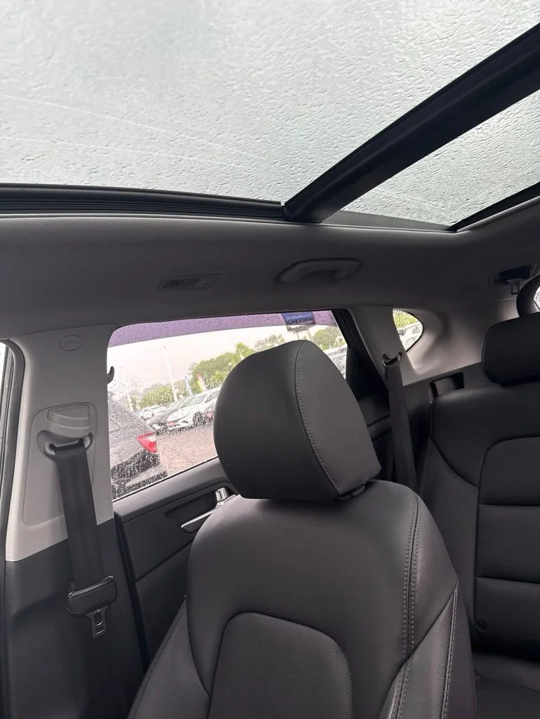 Used 2021 Blue Hyundai Ultimate image 9