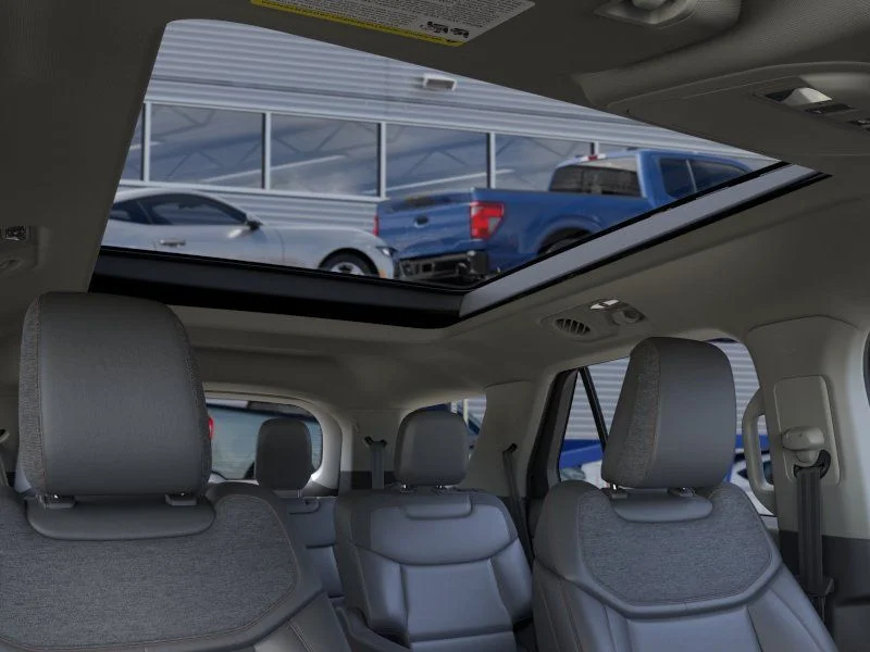 New 2026 Space White Metallic Ford Active image 23