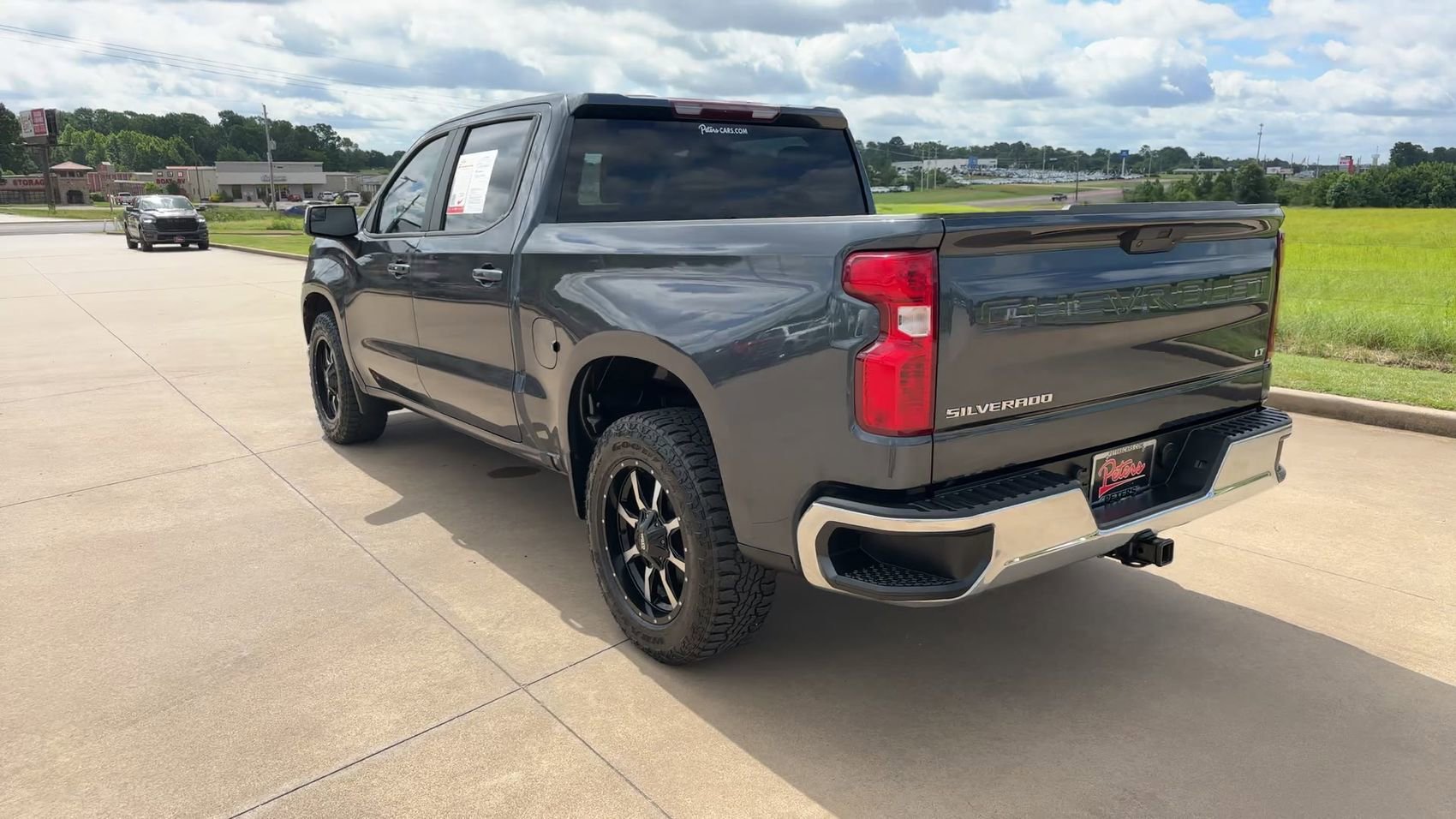 Used 2022 Shadow Gray Metallic Chevrolet LT image 7
