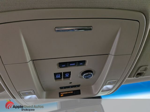 Used 2015 White Chevrolet LTZ image 35