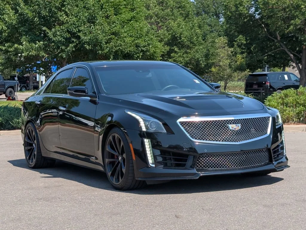Used 2018 BLACK RAVEN Cadillac 4dr Sdn image 6
