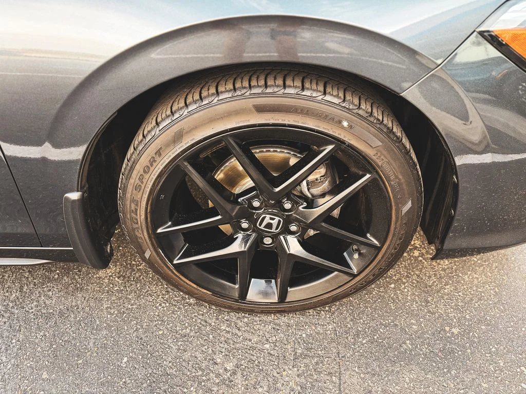 Used 2025 Gray Honda Sport image 14
