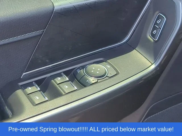Used 2023 Black Ford XLT image 22