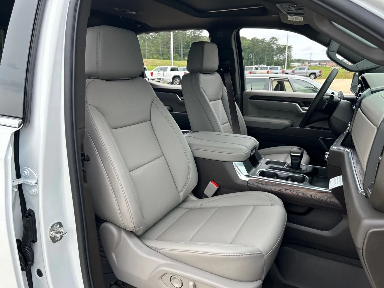 New 2026 Summit White GMC SLT image 20